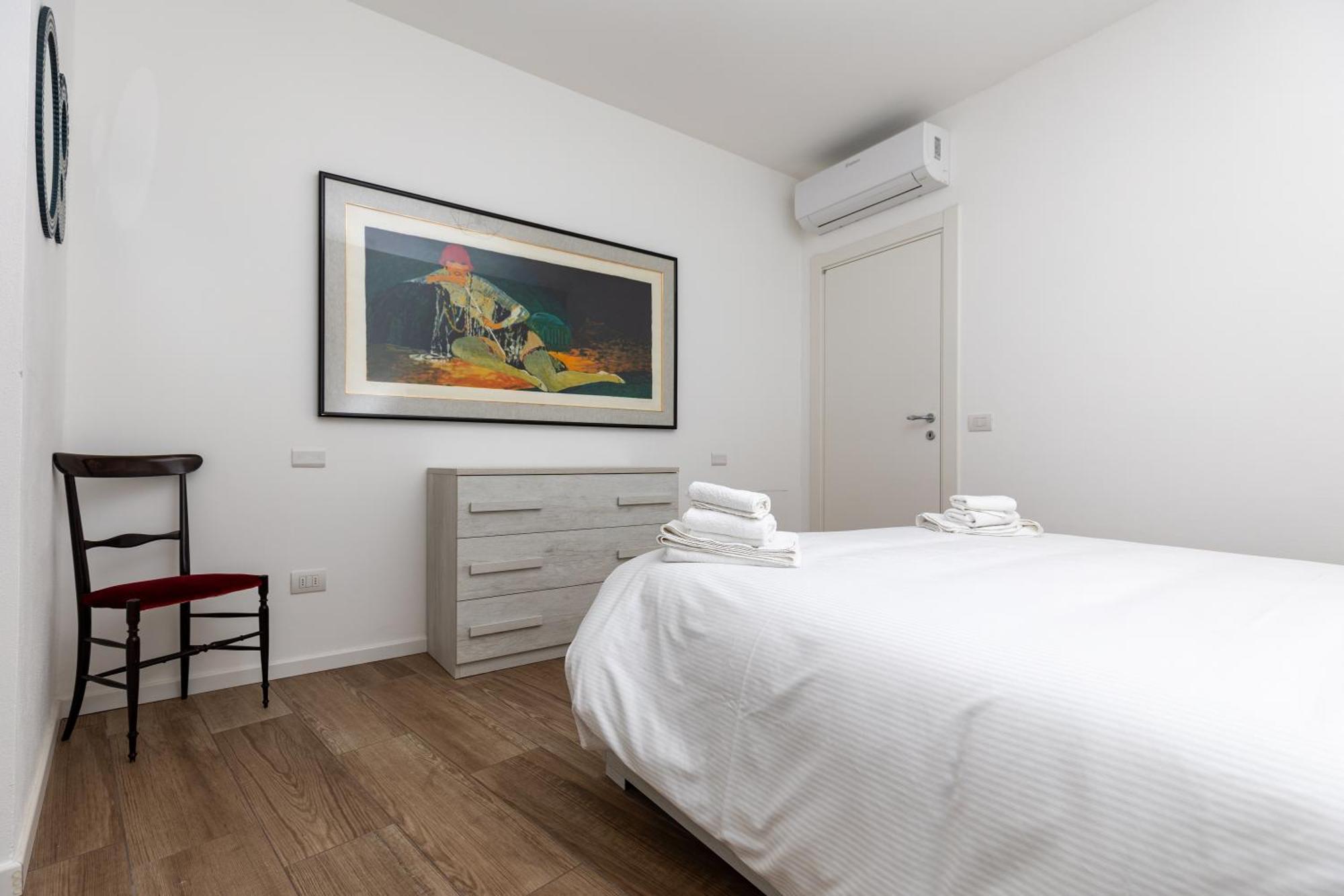 Piazza Del Lago Suites 梅纳焦 外观 照片